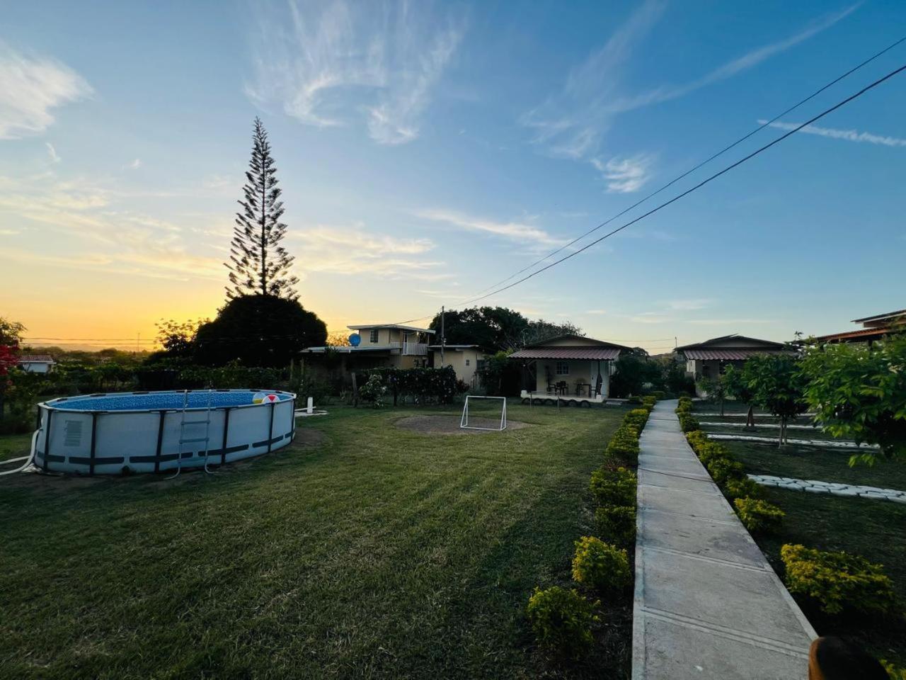 Hotel Villas Don Pablo Las Tablas Exterior photo
